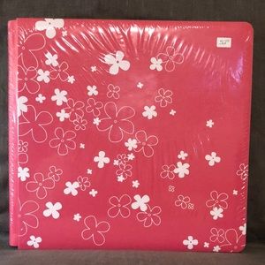Creative Memories 12x12 Scrapbooking Album. Pink flowers
